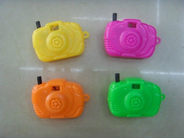 Spielzeug Mini-Kamera mit Bildern - 4fach sortiert - ca. 5 cm